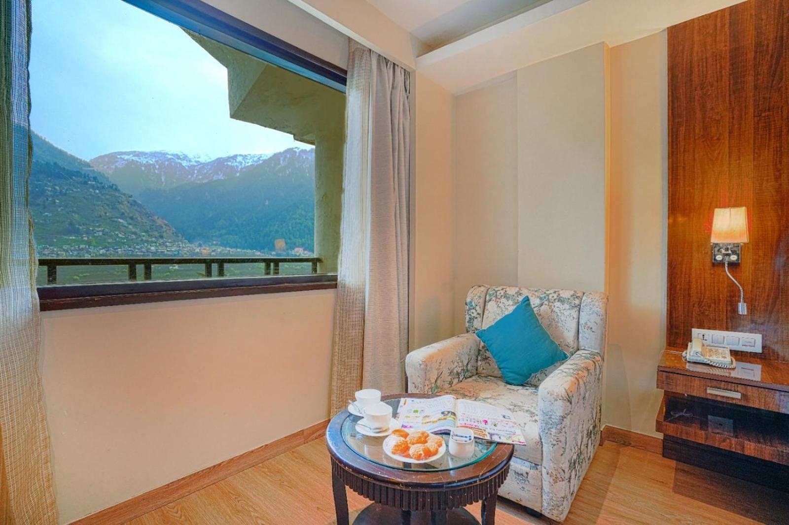 Hotel Himalayan Monal By Blueko Hotels Manāli Exterior foto