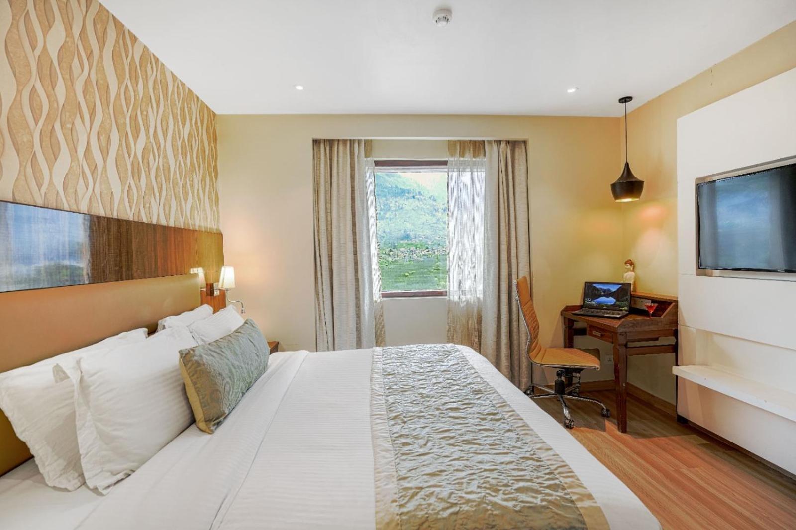 Hotel Himalayan Monal By Blueko Hotels Manāli Exterior foto