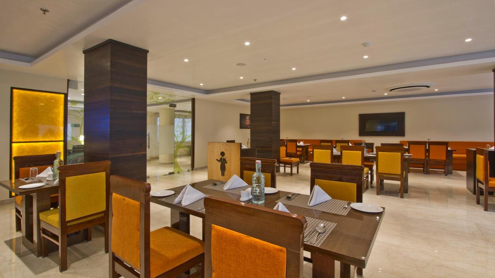 Hotel Himalayan Monal By Blueko Hotels Manāli Exterior foto