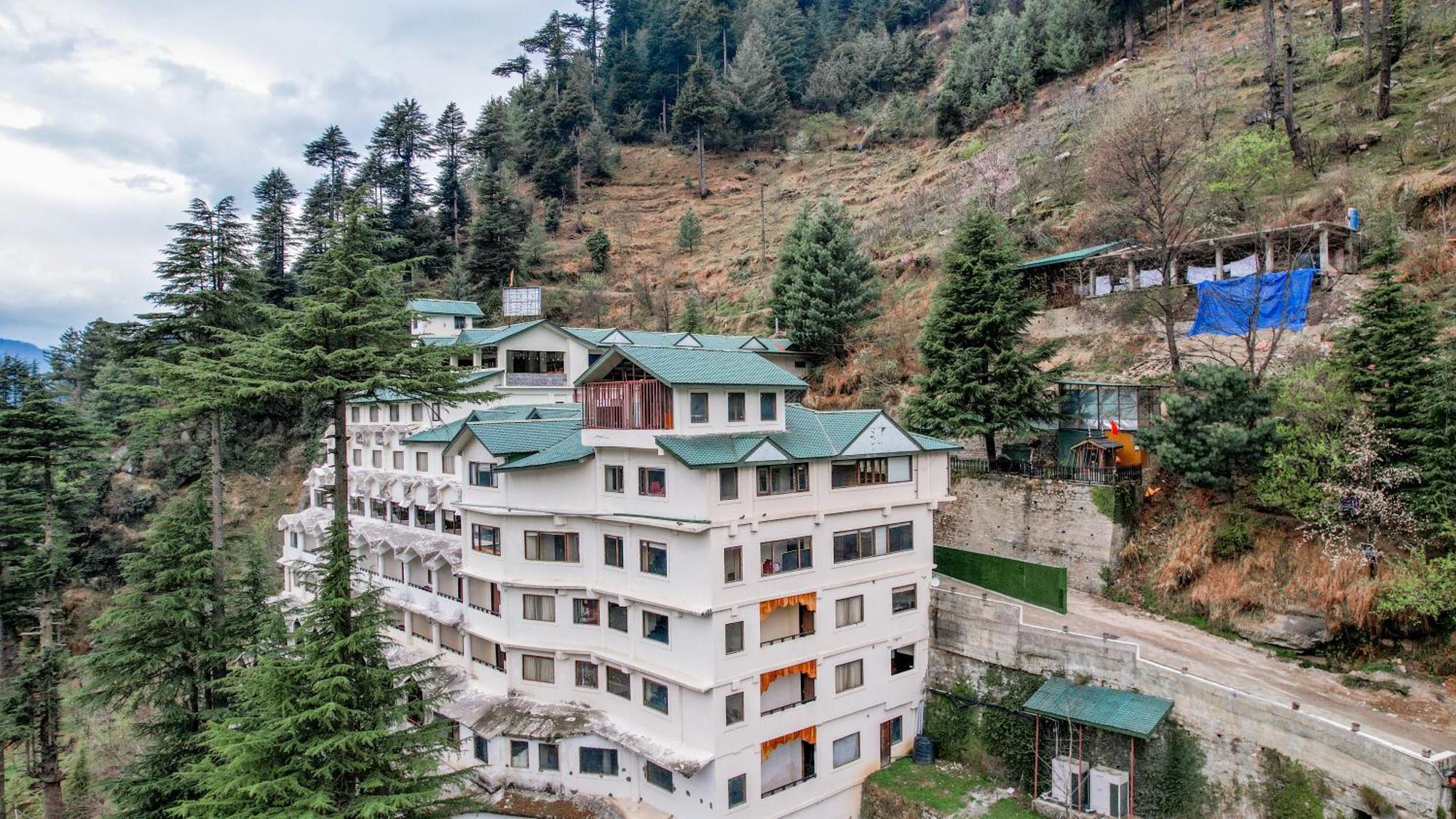 Hotel Himalayan Monal By Blueko Hotels Manāli Exterior foto